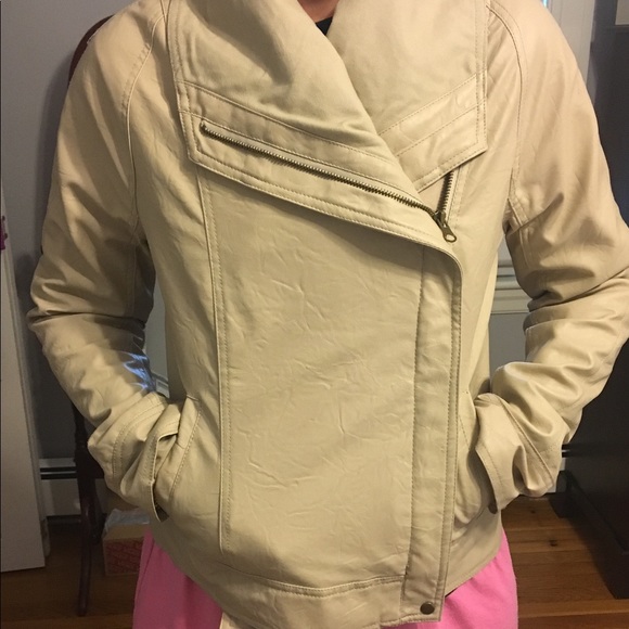 Jack by B.B. Dakota brand faux leather jacket - Picture 5 of 9